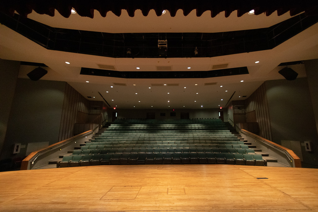 Dixon Center Lee University