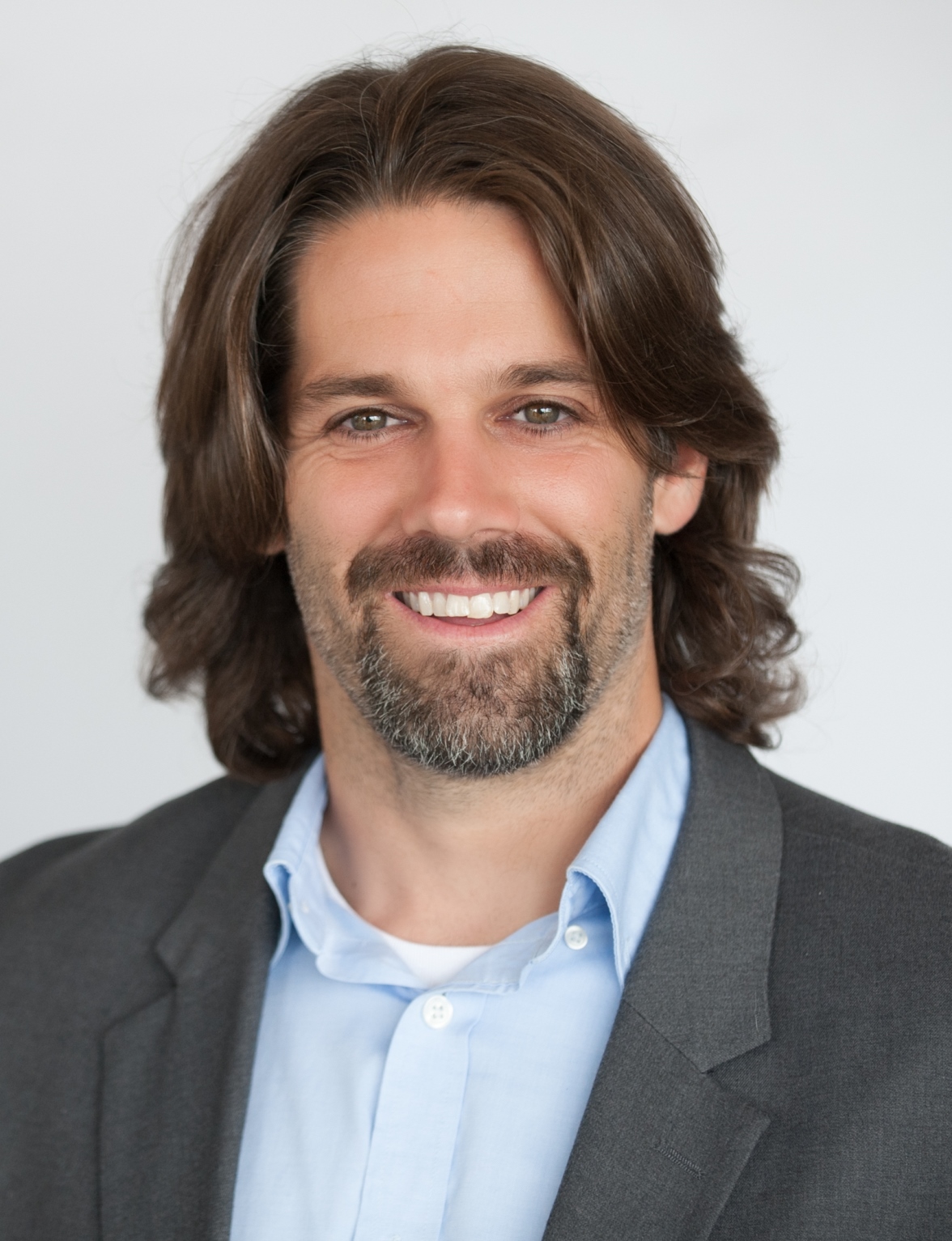 Minutolo Receives Excellence in Teaching Award - Lee University