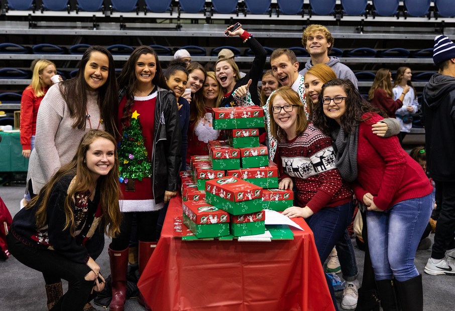 Lee Crosses Milestone in Annual Pack ‘n’ Stack Party - Lee University